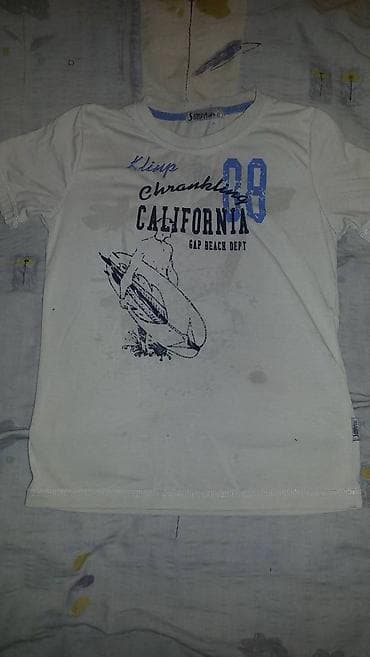 Na prodaju bela majica, za uzrast 6-7 godina, u super stanju na lalafo.rs — 2 Na prodaju bela majica, za uzrast 6-7 godina, u super stanju — 2