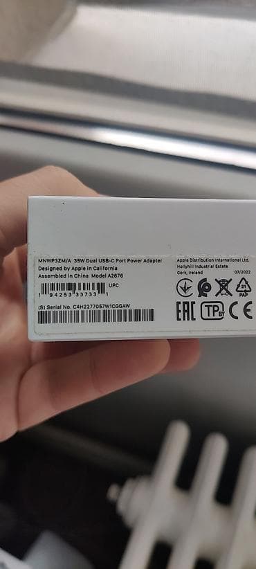 Apple Dual USB‑C Port Power Adapter 35W (model A2676) Original - na lalafo.rs — 4 Apple Dual USB‑C Port Power Adapter 35W (model A2676) Original - — 4