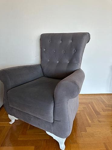 igrice za ps3: Fotelja kao nova. Bez ostecenja. Tamno siva. Pliš. • •NAPOMENA: Pre at lalafo.rs — 3 igrice za ps3: Fotelja kao nova. Bez ostecenja. Tamno siva. Pliš. • •NAPOMENA: Pre — 3