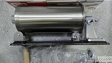 Punilica za kobasice – horizontalni tip VANESSA (kapacitet 3 kg ili 5 na lalafo.rs — 3 Punilica za kobasice – horizontalni tip VANESSA (kapacitet 3 kg ili 5 — 3