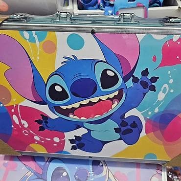 Kofer stitch sa bojicama Dostupna 2 dezena/2 boje kofera - lila i na lalafo.rs Kofer stitch sa bojicama Dostupna 2 dezena/2 boje kofera - lila i