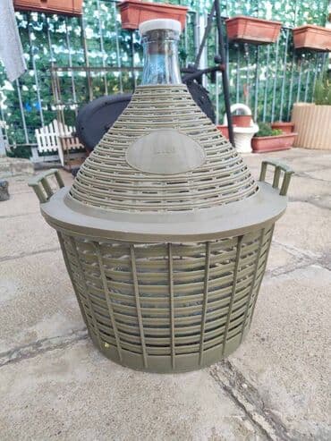 Glass, 20 l, Used at lalafo.rs — 2 Glass, 20 l, Used — 2
