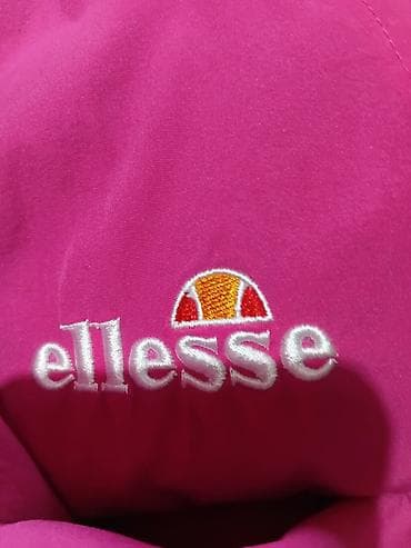 Ellesse ženske trenerke – model sa bočnim prugama - Boja: intenzivno na lalafo.rs — 10 Ellesse ženske trenerke – model sa bočnim prugama - Boja: intenzivno — 10