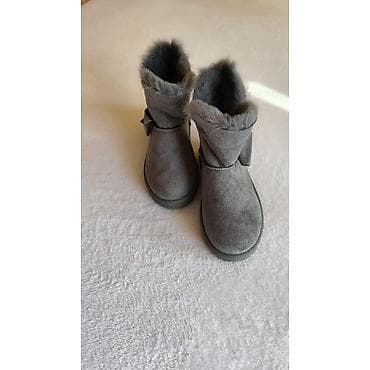 Ugg obuća 38, bоја - Siva na lalafo.rs — 6 Ugg obuća 38, bоја - Siva — 6