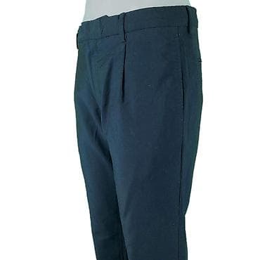 Pantalone valentino, vel. M marka: valentino veličina: m materijal na lalafo.rs — 4 Pantalone valentino, vel. M marka: valentino veličina: m materijal — 4