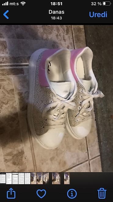 Zenske patike br38 kao nove na lalafo.rs — 3 Zenske patike br38 kao nove — 3