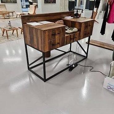 Office Furniture: PULT ZA BUTIK MODEL GALERIJA IZRADA PO MERI | Kontakt telefon at lalafo.rs — 2 Office Furniture: PULT ZA BUTIK MODEL GALERIJA IZRADA PO MERI | Kontakt telefon — 2