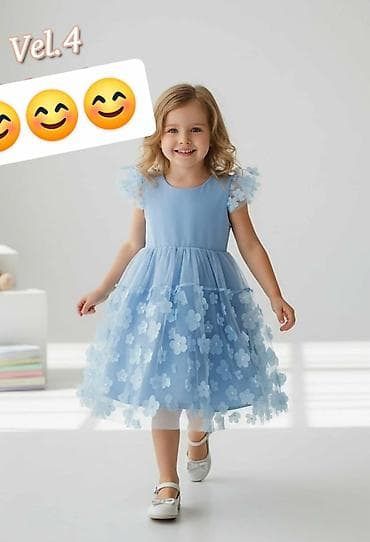 Dečija haljina, veličina 4. - Elegantna svetloplava haljina midi na lalafo.rs Dečija haljina, veličina 4. - Elegantna svetloplava haljina midi