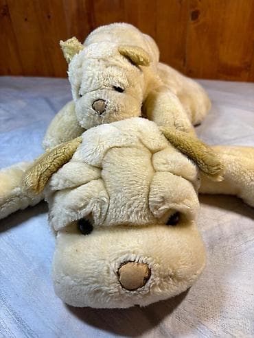 Plišane igračke: Dve preslatke kuce-igračke – obe za 499 din 💛 Očuvane i spremne za na lalafo.rs — 1 Plišane igračke: Dve preslatke kuce-igračke – obe za 499 din 💛 Očuvane i spremne za — 1