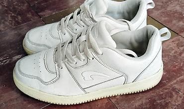 Ženske patike Kronos – broj 39 (gaziste 26 cm) - Model: bele niske na lalafo.rs — 3 Ženske patike Kronos – broj 39 (gaziste 26 cm) - Model: bele niske — 3