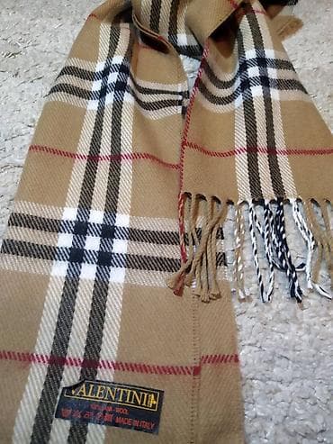 Italijanski vuneni šal karirani Ovaj prelep vuneni šal je kupljen u na lalafo.rs — 3 Italijanski vuneni šal karirani Ovaj prelep vuneni šal je kupljen u — 3