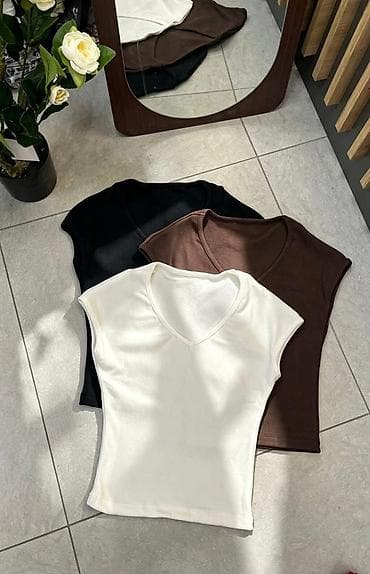 Women's T-shirts and tops: 04. Majice AKCIJA!!!
2 kom 1.790 dinara A at lalafo.rs — 1 Women's T-shirts and tops: 04. Majice AKCIJA!!!
2 kom 1.790 dinara A — 1