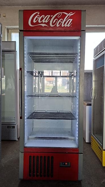 Electronics: Profesionalna rashladna vitrina Coca‑Cola – vertikalni frižider za at lalafo.rs — 2 Electronics: Profesionalna rashladna vitrina Coca‑Cola – vertikalni frižider za — 2