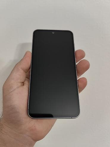 Samsung S23 FE dual sim sim free, sa 8/256gb memorije. Dobro očuvan i na lalafo.rs Samsung S23 FE dual sim sim free, sa 8/256gb memorije. Dobro očuvan i