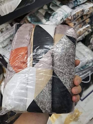 Rastegljive navlake za stolice plišane šarene CENA SETA 1900 DIN( 6 na lalafo.rs — 8 Rastegljive navlake za stolice plišane šarene CENA SETA 1900 DIN( 6 — 8