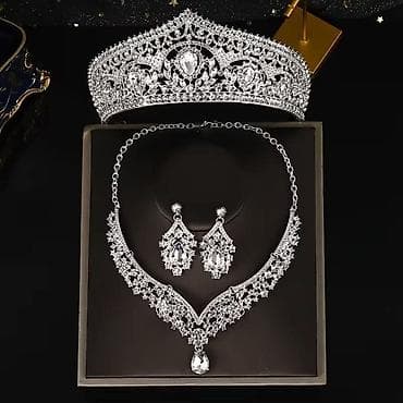 🔥Luksuzni komplet za neveste –ogrlica i minđuše
✨3100 din na lalafo.rs — 2 🔥Luksuzni komplet za neveste –ogrlica i minđuše
✨3100 din — 2