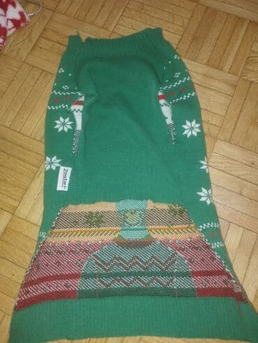 Zimski/novogodišnji pleteni džemper (zelene boje) sa motivom irvasa u na lalafo.rs Zimski/novogodišnji pleteni džemper (zelene boje) sa motivom irvasa u