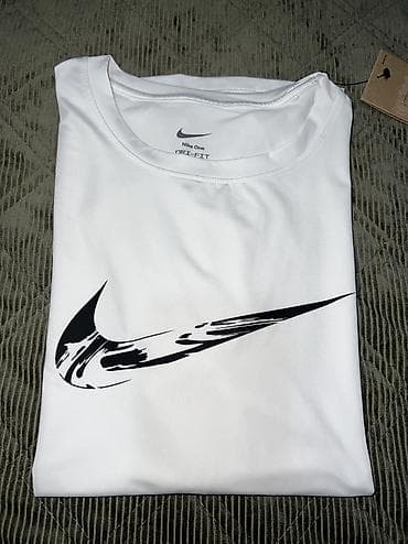 Women's T-shirts and tops: NIKE One Swoosh Logo T-Shirt vel. S NOVO
FV at lalafo.rs — 5 Women's T-shirts and tops: NIKE One Swoosh Logo T-Shirt vel. S NOVO
FV — 5