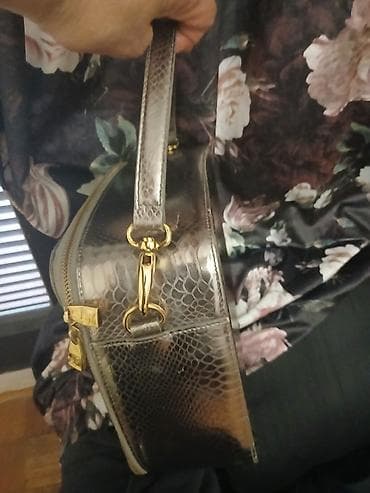 Tasna ili kofer za sminku nov estee lauder na lalafo.rs — 1 Tasna ili kofer za sminku nov estee lauder — 1