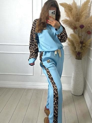 Women's Sweatsuits: Trenerke
Cena 3600
Uni vel.
V30 at lalafo.rs — 4 Women's Sweatsuits: Trenerke
Cena 3600
Uni vel.
V30 — 4