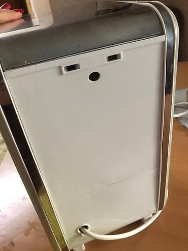 Aparat za kafu marke Ariete, retro dizajna. Krem boje sa hromiranim na lalafo.rs — 1 Aparat za kafu marke Ariete, retro dizajna. Krem boje sa hromiranim — 1