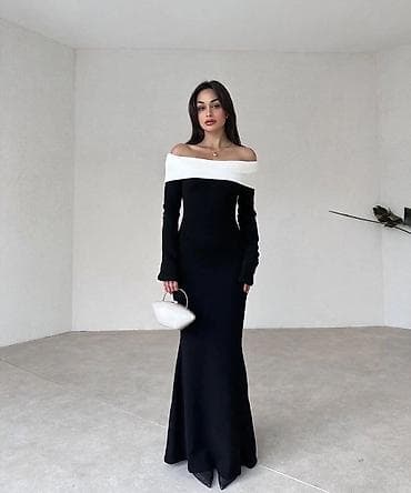 Elegantna duga haljina sa spuštenim ramenima - Boja: crna sa širokim na lalafo.rs Elegantna duga haljina sa spuštenim ramenima - Boja: crna sa širokim