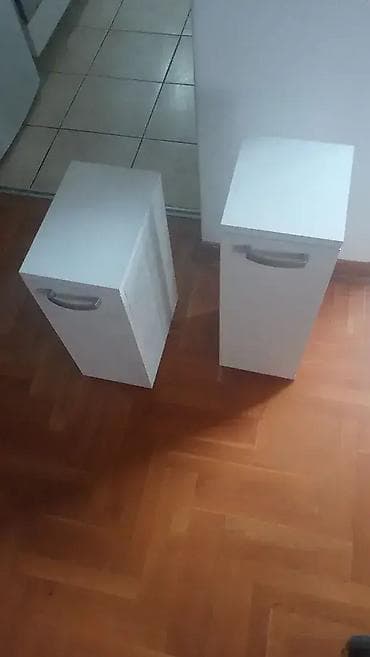 Noćni Ormarić 10 Materijal: Izrađen od univera debljine 18mm u belom na lalafo.rs Noćni Ormarić 10 Materijal: Izrađen od univera debljine 18mm u belom