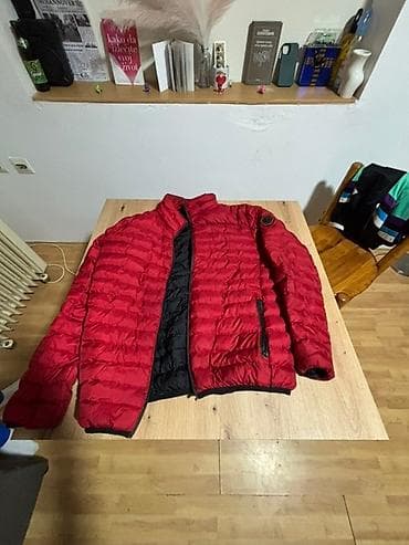 Crvena muška jakna Not Real, model M-53 (NR 22:1), proizvedena u na lalafo.rs — 1 Crvena muška jakna Not Real, model M-53 (NR 22:1), proizvedena u — 1