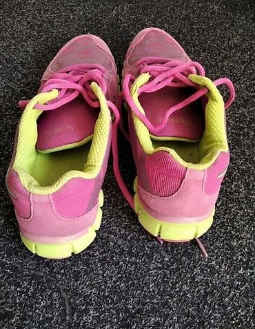 Patike br. 39 u super stanju na lalafo.rs — 3 Patike br. 39 u super stanju — 3