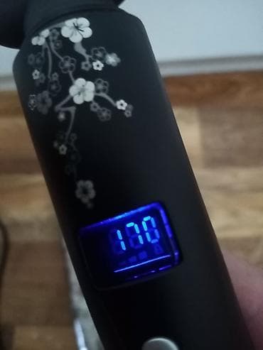 Stajler za kosu REMINGTON je u odlicnom stanju i koristen svega 2 - 3 na lalafo.rs — 9 Stajler za kosu REMINGTON je u odlicnom stanju i koristen svega 2 - 3 — 9