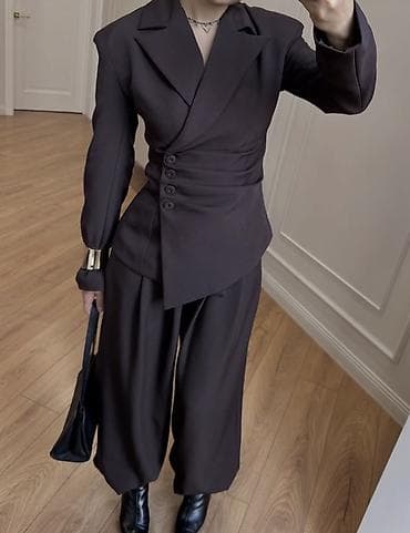 💫Ženski modni komplet – strukirani blejzer + široke pantalone ✅3600 na lalafo.rs — 7 💫Ženski modni komplet – strukirani blejzer + široke pantalone ✅3600 — 7