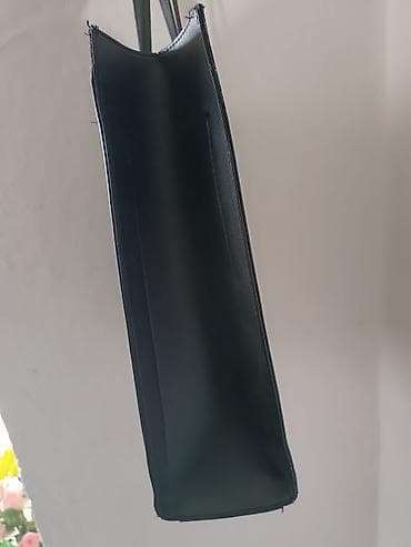 RASPRODAJA!!!Elegantna ženska torba – Mohito Accessories - Model at lalafo.rs — 9 RASPRODAJA!!!Elegantna ženska torba – Mohito Accessories - Model — 9