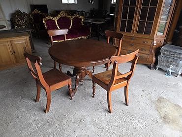 cepaci za drva: Okrugli drveni trpezarijski sto sa 4 stolice – klasični stil - na lalafo.rs — 5 cepaci za drva: Okrugli drveni trpezarijski sto sa 4 stolice – klasični stil - — 5