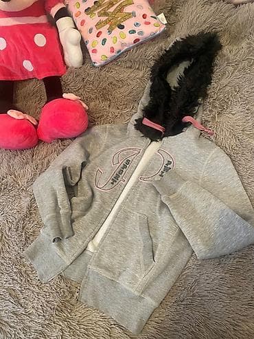 Personal Items: Nova jakna 1600 dinolus poklongratis at lalafo.rs — 2 Personal Items: Nova jakna 1600 dinolus poklongratis — 2