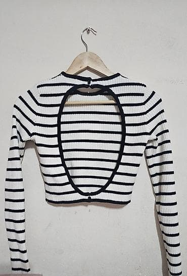 zenske broj: Bershka ženski kratki džemper (crop) – prugasti - Boja: bela sa crnim at lalafo.rs — 4 zenske broj: Bershka ženski kratki džemper (crop) – prugasti - Boja: bela sa crnim — 4