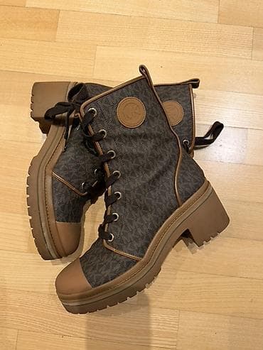 Other: Ankle boots, Michael Kors, 41 at lalafo.rs — 3 Other: Ankle boots, Michael Kors, 41 — 3