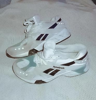 Kolekcija patika – 4 para 1) Adidas Tubular (crvene) - Visoki model na lalafo.rs — 2 Kolekcija patika – 4 para 1) Adidas Tubular (crvene) - Visoki model — 2