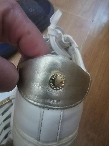 Steve Madden patike 41 broj Gaziste 26cm.Original. Koza . Nemaju na lalafo.rs — 5 Steve Madden patike 41 broj Gaziste 26cm.Original. Koza . Nemaju — 5