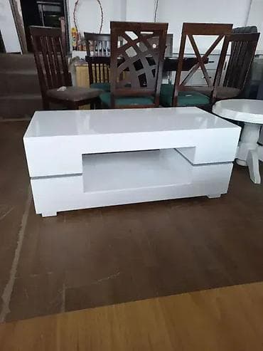 Furniture: Klub sto — Duple linije model 🪑 Elegantni klub sto „Duple linije“ 🪵 at lalafo.rs — 2 Furniture: Klub sto — Duple linije model 🪑 Elegantni klub sto „Duple linije“ 🪵 — 2