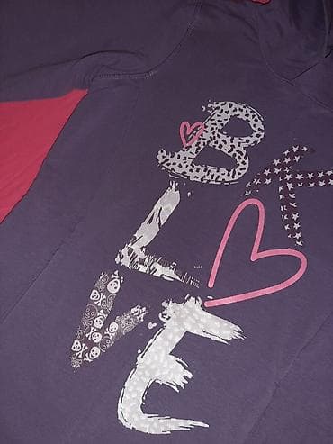 Ustrucena duks tunika sa kapuljacom-kvalitetno kao novo at lalafo.rs Ustrucena duks tunika sa kapuljacom-kvalitetno kao novo