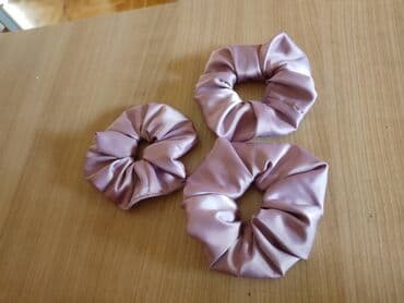 Satenske gumice za kosu – set - Materijal: glatki, sjajni saten nežne na lalafo.rs Satenske gumice za kosu – set - Materijal: glatki, sjajni saten nežne