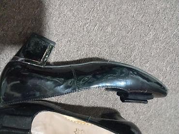 Ženske salonke od prirodne kože, lak crne boje. - Gornjište: lakirana na lalafo.rs — 3 Ženske salonke od prirodne kože, lak crne boje. - Gornjište: lakirana — 3