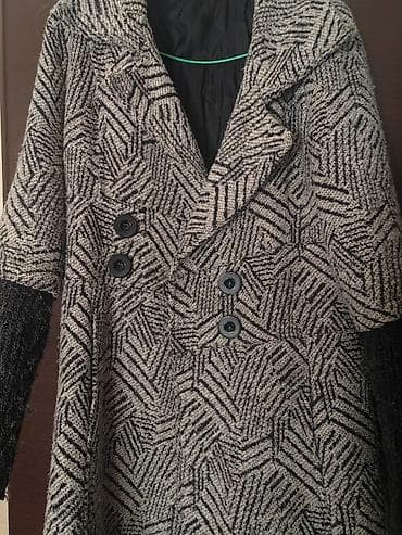 Ženski zimski kaput sa dvorednim kopčanjem i širokim reverima. Tkanina na lalafo.rs — 2 Ženski zimski kaput sa dvorednim kopčanjem i širokim reverima. Tkanina — 2