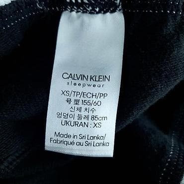 pantalone butiku ali: Šorts calvin klein, vel. Xs marka: calvin klein veličina: xs na lalafo.rs — 3 pantalone butiku ali: Šorts calvin klein, vel. Xs marka: calvin klein veličina: xs — 3