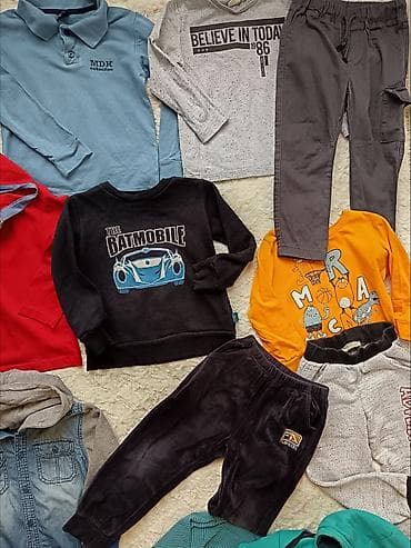 Paket dečije odeće za dečaka, uzrast 4 Materijali pretežno na lalafo.rs — 1 Paket dečije odeće za dečaka, uzrast 4 Materijali pretežno — 1