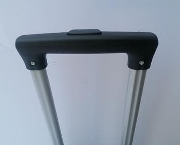 N O V O HIT mali kofer ABS mod.8010 srebrni ★★★★ MODEL 8010 ★★★★ na lalafo.rs — 4 N O V O HIT mali kofer ABS mod.8010 srebrni ★★★★ MODEL 8010 ★★★★ — 4