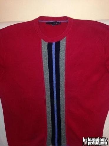 Originalni TOMMY HILFIGER dzemper L 100% cotton u sredini vuneni na lalafo.rs — 1 Originalni TOMMY HILFIGER dzemper L 100% cotton u sredini vuneni — 1
