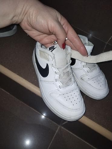 Dečije ocuvane patike u broju 32,merim gaziste po potrebi na lalafo.rs — 10 Dečije ocuvane patike u broju 32,merim gaziste po potrebi — 10