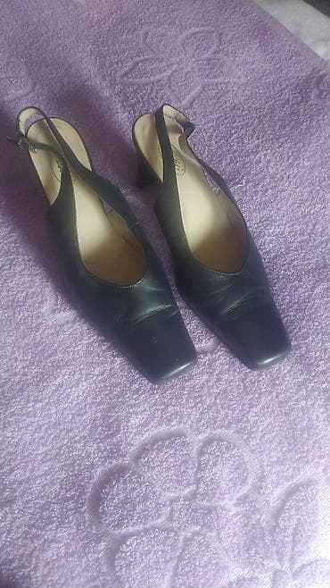 Elegantne kožne ženske polu sandale sa potpeticom. - Brend: Peko na lalafo.rs — 1 Elegantne kožne ženske polu sandale sa potpeticom. - Brend: Peko — 1