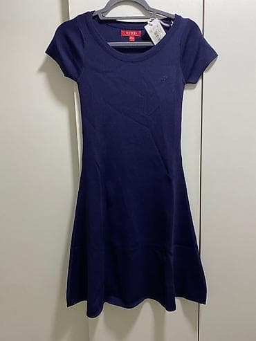 Guess haljina – tamnoplava, kratkih rukava - Brend: GUESS Los Angeles na lalafo.rs — 1 Guess haljina – tamnoplava, kratkih rukava - Brend: GUESS Los Angeles — 1